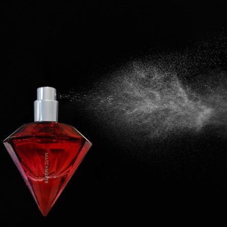 PERFUME COM FEROMONAS RED DIAMOND FEMININO | 30 ML - Image 11